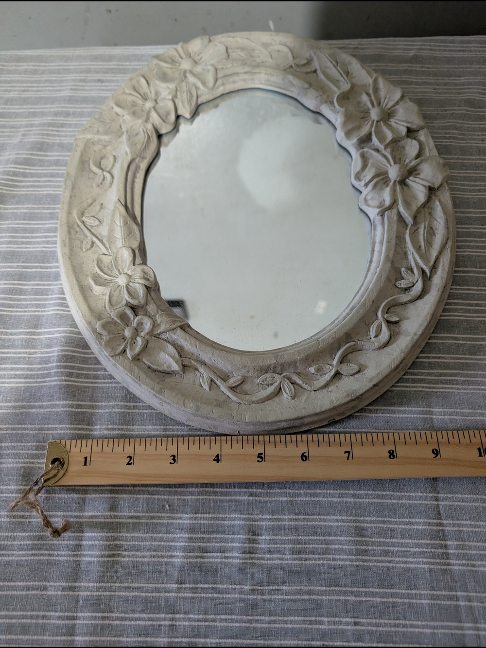 Vintage Cottagecore Floral Oval Mirror | Carved Shabby Chic Wall Decor Cream - Picture 3 of 4